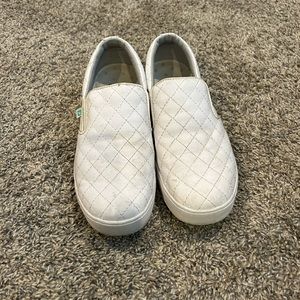 Women’s FootJoy golf shoes